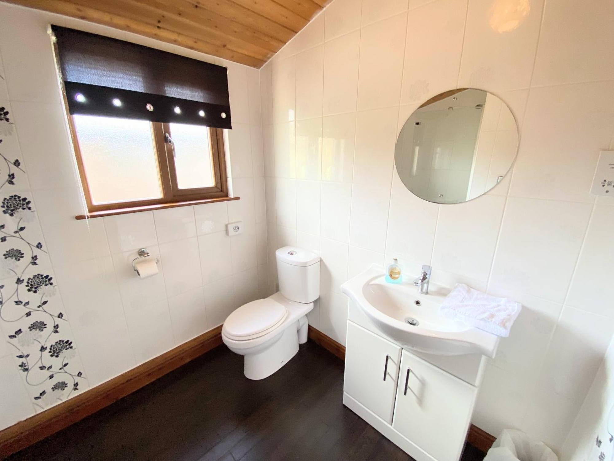 Вилла Torridon 12 With Private Hot Tub - Fife - Loch Leven - Lomond Hills Kelty Экстерьер фото