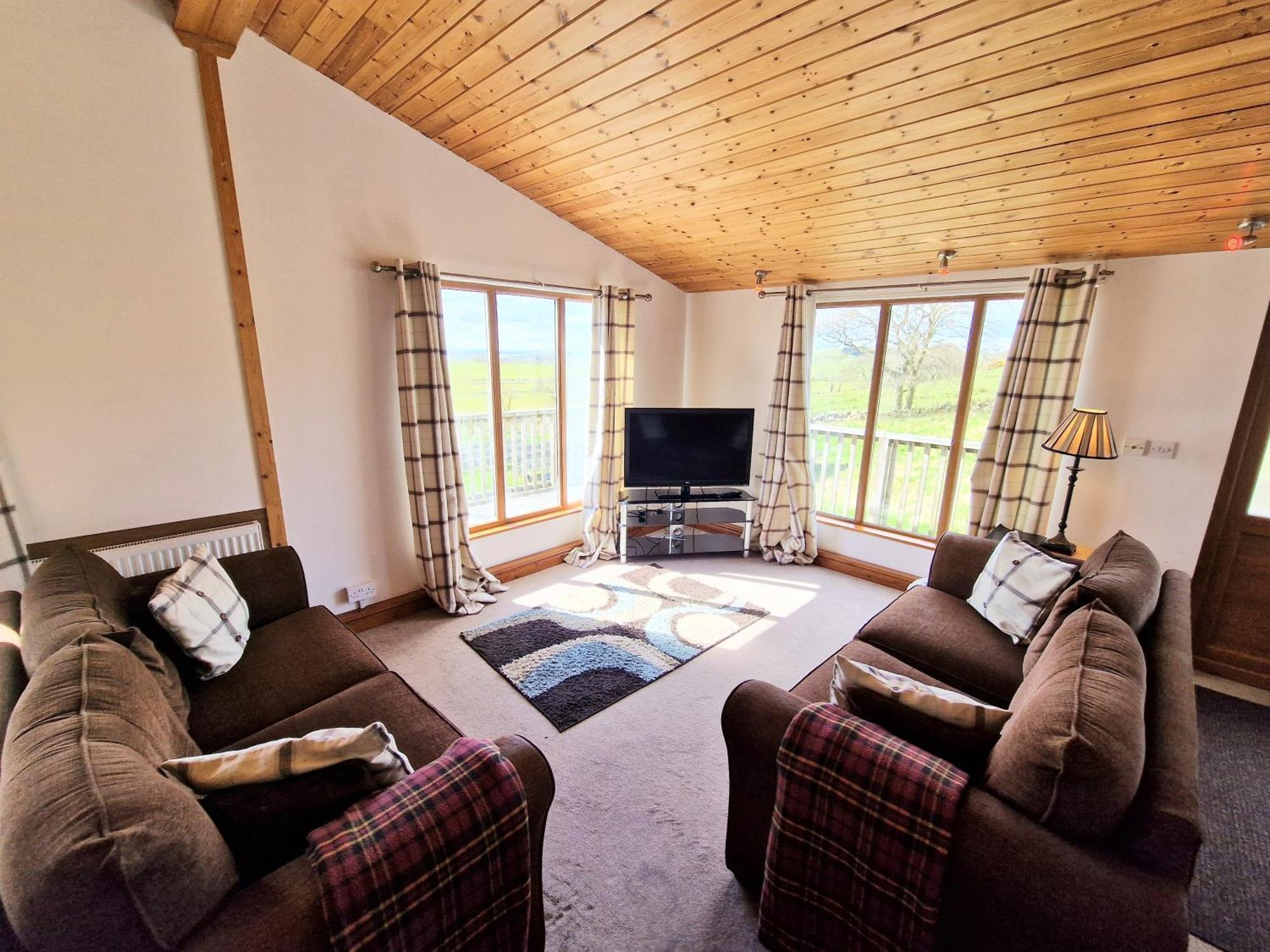 Вилла Torridon 12 With Private Hot Tub - Fife - Loch Leven - Lomond Hills Kelty Экстерьер фото